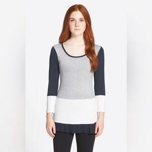 Brenda size small Tunic black/white/gray color